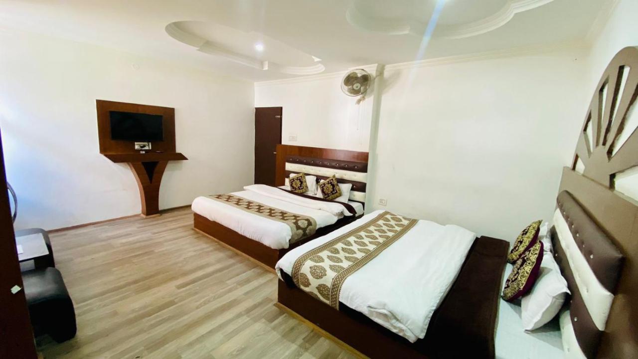 Hotel Purnima Riverside กาซอล ภายนอก รูปภาพ